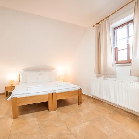Hotel apartamentowy Nad Starym Sklepem V Pavlove *